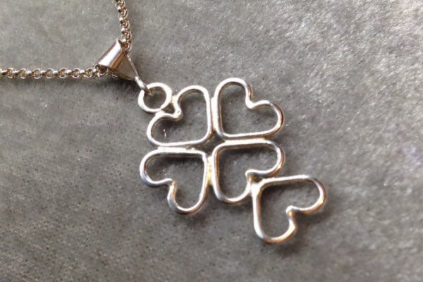 religious jewelry heart cross